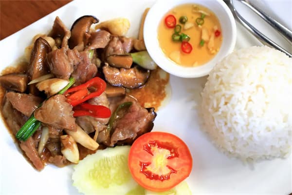 Beef with Oyster Sauce
