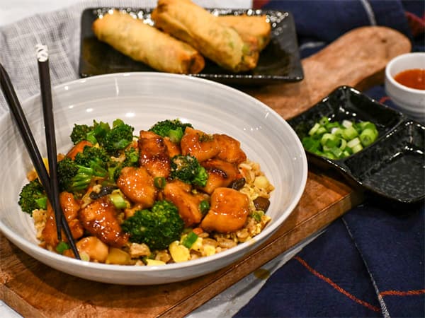 Chicken with Broccoli in Garlic Sauce