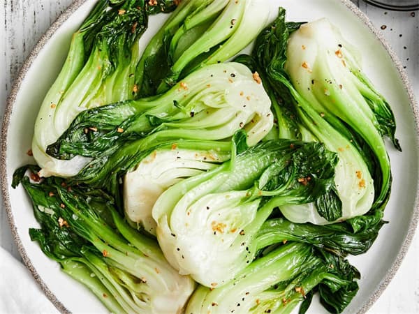Stir-fried Chinese Cabbage with Garlic