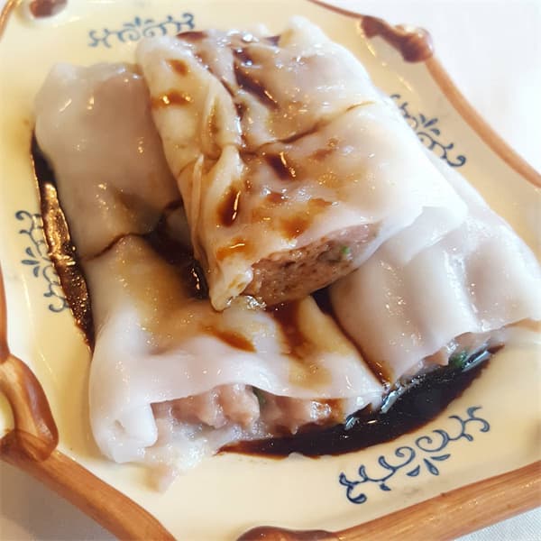 Beef Rice Noodle Rolls