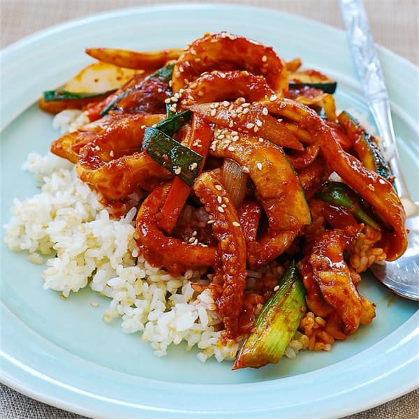 Spicy Stir-Fried Squid with Chili Oil