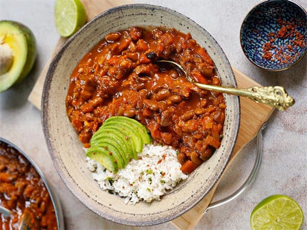 Spicy Chipotle Veggie Chili